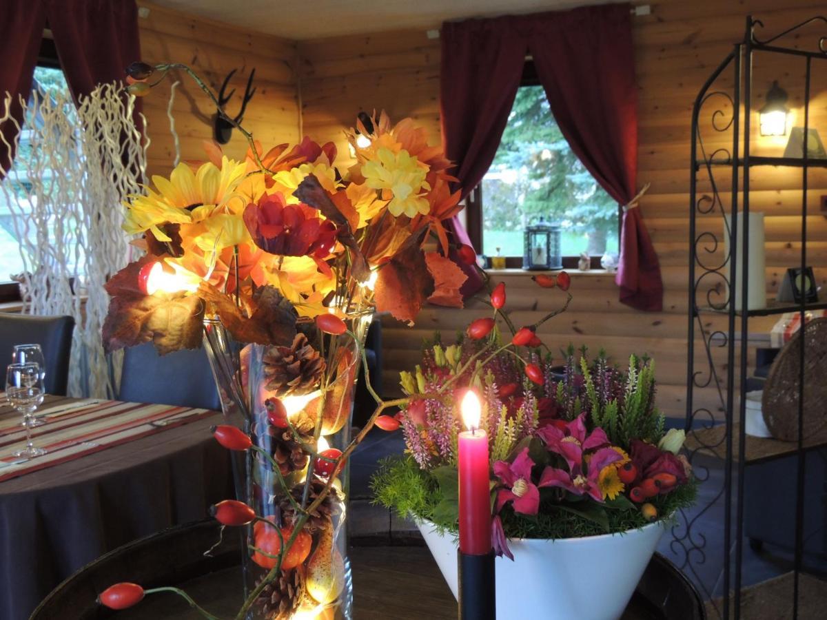 Auberge "La Fourchette Paysanne" Dochamps Екстер'єр фото